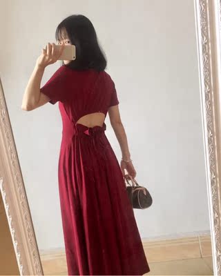 他们家内衣我买了大概五件😀特意买来夏天穿，薄款，夏天比较舒服