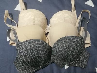 平常很少买无钢圈，担心无托性，但这三件穿起来聚拢性还不错，面料手感很柔软，做工算和卖相算不上精细型，但上身很舒服，柔软无勒感，总之还不错