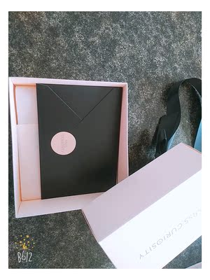 我想说。。。作为一条内裤它被这样包裹也是功德圆满了😂️  好精致啊~