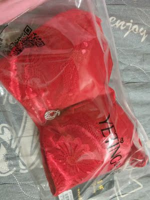 多次回购啦！颜色大红，没有色差！