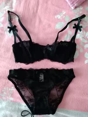 店家发货很快，很棒的内衣，质量很好，面料舒适透气，做工也很棒，没有多余的线头，款式很好看，穿着刚刚好，满意。