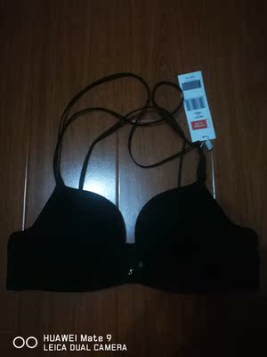 宝贝很好,没有色差,晚上拍的灯光问题,所以颜色有差异,实物和详情里一样,很好漂亮又舒服!好评 宝贝很好,没有色差,晚上拍的灯光问题,所以颜色有差异,实物和详情里一样,很好漂亮又舒服!好评