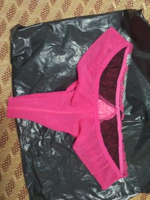 真的是一件很性感的裤子，质量又很好。可惜活动完了，要不然再买两件。