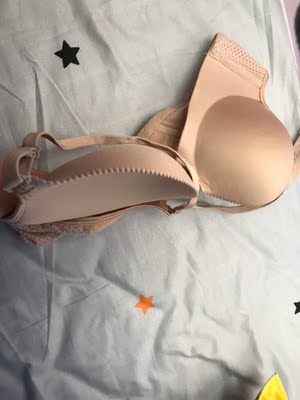 穿过一次来评价的 洗了以后的 没有皱 我喜欢穿薄的 舒服 不勒人 穿过一次来评价的 洗了以后的 没有皱 我喜欢穿薄的 舒服 不勒人