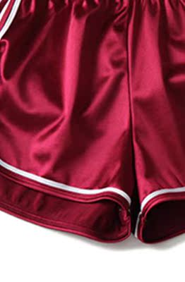 牛仔裤已经收到了，店家发货快，包装好，之前对比了好多家，纠结了很长时间，最终选择这一家，，挺好的，手感特别好，舒服，很满意!跟图片一样，很喜欢，超级棒，这个价格蛮不错，物流超级超级快，颜色很正，和图片差不多，看起来挺好的，真的特别不错，颜色也很满意，洗了哈，不太掉色，挺满意的！做工精细无异味儿，非常大气!真的是超级好的卖家，解答疑问不厌其烦，细致认真，关键是东西好，而且货物发得超快，包装仔细，值得信赖!包包很好看，质量非常好，与卖家描述的完全一致，非常满意,真的很喜欢，完全超出期望值，掌柜的服务态度真好，太喜欢了，谢谢！，也希望店家多多做活动！淘宝购买的东西太多太多了，所以你在别的地方看到一样的评论，五星好评，购物愉快！满意满意！ �Ҳ���Ҫ��2...