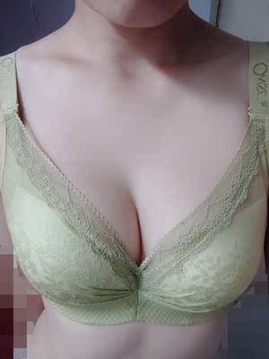 一次性买了好几件，之前在实体店买过，看到淘宝有就买了，性价比很不错！比实体店便宜