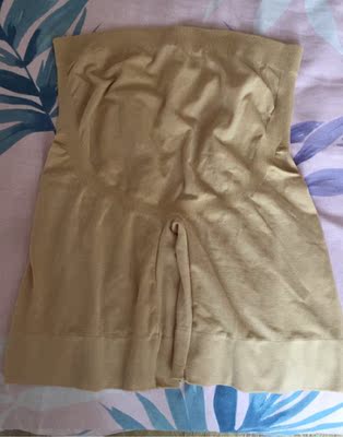 非常满意，不卷边，肚子也不勒