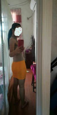 好是好看，问题是穿着太透了，连内内都能看到，都没敢穿出去过