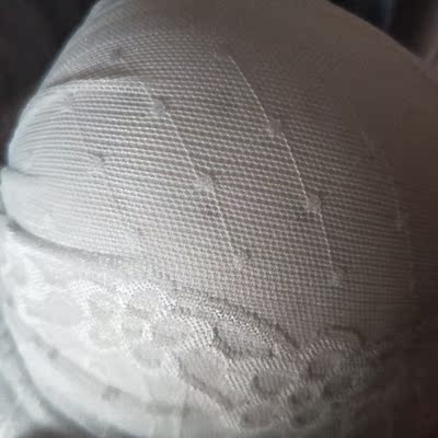 嘿嘿 安利安利 摸起来很舒服 看起来也不错 穿了再来追评啦