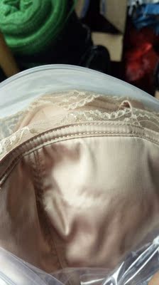 布料很舒服,这是我在这家店买的第二件衣服,超薄的,适合大胸 布料很舒服,这是我在这家店买的第二件衣服,超薄的,适合大胸