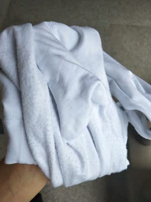 店家态度超级好，而且袜子不显腿粗