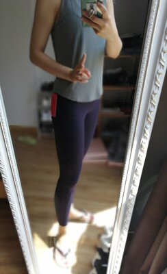 第二次入这款裤子了,舒服有型,面料柔软,非常推荐! 第二次入这款裤子了,舒服有型,面料柔软,非常推荐!