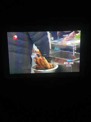 揭秘吐槽坚果M6和H2投影仪那个好，评测细节对比，真相大曝光！