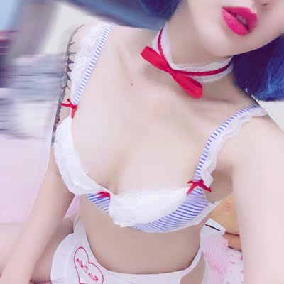 这次新品一口气买了三套 每套都特别喜欢 质量也是没的说的 买过很多次从未失望过 只有满满的惊喜 好看的内衣不单单是穿给男朋友看哦 我单身的时候也会不停地想买好看的内衣 自己照镜子的时候也觉得很开心呢