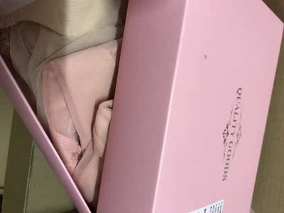 内裤不错手感很好包装也比较讲究两盒子包装，喜欢蕾丝的洗了比较容易干