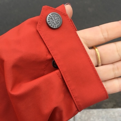 真实使用感受龙狮戴尔户外冲锋衣怎么样,是什么档次的?能保暖防风吗