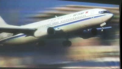 目前看来揭秘坚果J6S和峰米FMWS01C投影仪那个好，优缺点区别是啥，哪款更受用户青睐