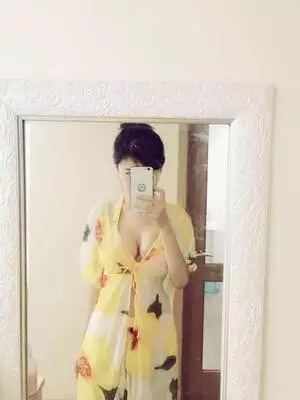 收到货了   泡了一晚上 没有褪色 面料不错的 还比较保守这点不错 聚拢效果也是杠杠滴   喜欢