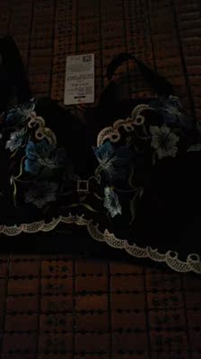 内衣就要穿茜施尔的，不容易变形，还舒服