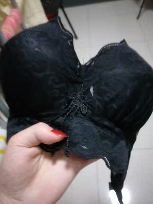 朋友介绍来买的 杯罩太厚了 不想多说,看图 朋友介绍来买的 杯罩太厚了 不想多说,看图