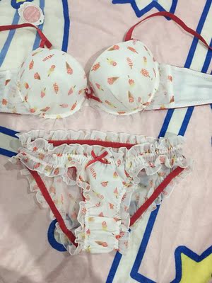 很可爱哦~ 很可爱哦~