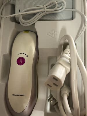 买到现在大约也用了五六天，给手臂做过两次，大约是三天一次，长得挺慢的，到现在为止也只长了两厘米，小腿上的会长得快一点，之前也是种草很久，因为看到评价说机器特别慢，根本没有耐心做下去，一直也挺担心买来没时间用的，现在觉得还好啦，其实没有他们评价的那么慢，我一般没课的时候看电视剧的时候做没觉得不耐烦，还是可以坚持的，希望坚持下去有用，会给大家继续测评的，如果有效果会给小仙女们追加的。