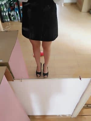 码子非常准，这跟走起来好稳，虽然有这么高，但是很稳，搭配衣服很好看