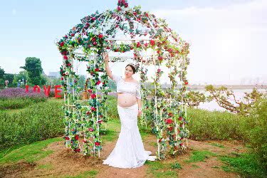 衣服不错，卖家服务也很好，押金及时退