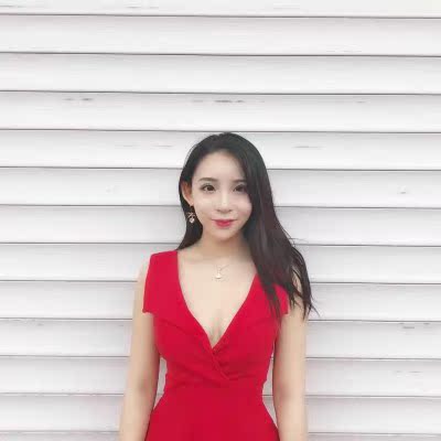 衣服拍下很快就收到了,衣服好看没有色差,布料质量好。 衣服拍下很快就收到了,衣服好看没有色差,布料质量好。