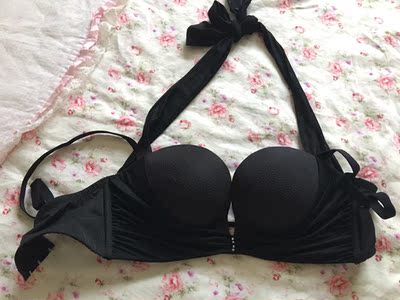 外观好看 穿起来比较性感 面料摸着还算舒服 唯一不足的是可能杯型设计的问题 穿起来有点空杯 不是特别服帖 同样的号我穿其它款式就不会有这种问题 所以觉得设计上还是需要加强哦 外观好看 穿起来比较性感 面料摸着还算舒服 唯一不足的是可能杯型设计的问题 穿起来有点空杯 不是特别服帖 同样的号我穿其它款式就不会有这种问题 所以觉得设计上还是需要加强哦 外观好看 穿起来比较性感 面料摸着还算舒服 唯一不足的是可能杯型设计的问题 穿起来有点空杯 不是特别服帖 同样的号我穿其它款式就不会有这种问题 所以觉得设计上还是需要加强哦 外观好看 穿起来比较性感 面料摸着还算舒服 唯一不足的是可能杯型设计的问题 穿起来有点空杯 不是特别服帖 同样的号我穿其它款式就不会有这种问题 所以觉得设计上还是需要加强哦