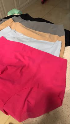 这个内裤很好穿,很透气,薄,很服帖,也好洗,上次买了两条,这次又追加了5条,这次活动一般,跟平时一样的钱,上次买的是51,而且上次发货是顺风,这次变成中通了 这个内裤很好穿,很透气,薄,很服帖,也好洗,上次买了两条,这次又追加了5条,这次活动一般,跟平时一样的钱,上次买的是51,而且上次发货是顺风,这次变成中通了