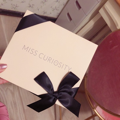 包装很好看了 有种收礼物的感觉 内衣不太聚拢 不过还算显得平胸一点