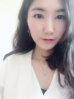 宝贝不错，戴上很好看。