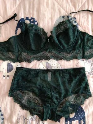 质量非常好，蕾丝很精致，洗了下没掉色，室友看了都说这个价钱买的划算。。