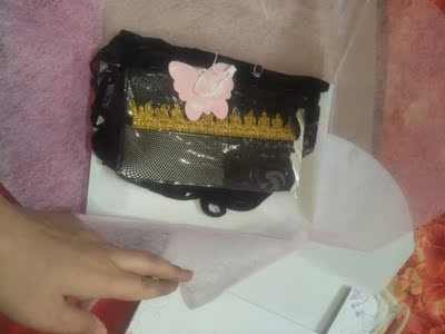 不错  质量挺好  不是那种很差的  而且包装炒鸡好  单子也看不出来是什么东西  好评  不知道穿上怎么样   应该会回购的😁