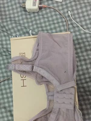 质量还可以，价格适中试穿了下，还比较舒服