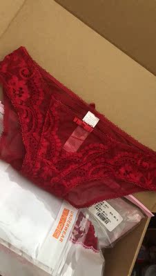 买来结婚用的,很漂亮还有小蝴蝶结满足少女心~下次还要来买~ 买来结婚用的,很漂亮还有小蝴蝶结满足少女心~下次还要来买~