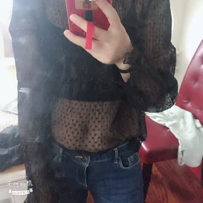 衣服还行,就是加小码我都觉得大,袖子那里很长,款式还是不错的,身高163,体重52公斤,供大家参考下! 衣服还行,就是加小码我都觉得大,袖子那里很长,款式还是不错的,身高163,体重52公斤,供大家参考下!