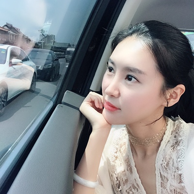 朋友推荐的 衣服巨便宜呀 穿上很仙女 五颗星✨