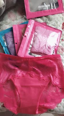 颜色很好看是我喜欢的,穿着也挺舒服的、还有一些小性感,不错 颜色很好看是我喜欢的,穿着也挺舒服的、还有一些小性感,不错