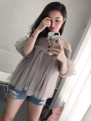 穿着很合适，很舒服。比较透气， 做工也很精细。 服务好，质量也很不错，颜色没有色差，粘性非常好，粘度好强，出汗了也没下滑什么的,非常的舒适，卖家给的说明书好详细啊，很负责的给大家参考下。聚拢效果还很好，还送了小礼物送，很划算的，留着穿吊带还可以穿，很方便，期待夏天，哈哈。朋友也超级满意的。