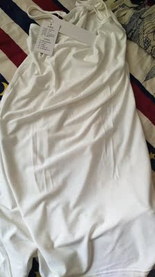 质量不错的 很舒服 客服推荐的尺码刚刚好 很喜欢 客服也是很有耐心的说 加钱发了顺丰 三天就到了 这个时间收到 刚刚好 质量不错的 很舒服 客服推荐的尺码刚刚好 很喜欢 客服也是很有耐心的说 加钱发了顺丰 三天就到了 这个时间收到 刚刚好