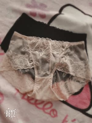款式很好看，蕾丝的面料很柔软，裆部是纯棉的，都是单独的包装，买来被我姐拿走一条就剩两条了，很喜欢