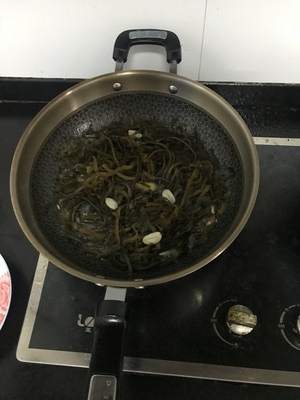 分析华格仕304不锈钢炒锅怎么样,好用吗?是无毒的不粘锅吗?