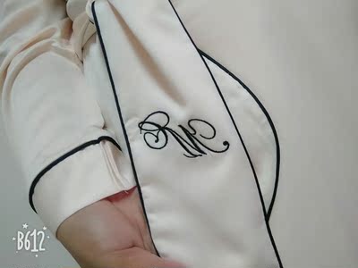 好温柔的颜色，很喜欢。推荐给闺蜜