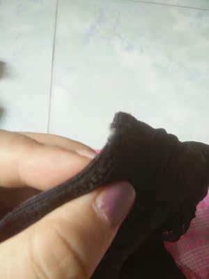 质量太差，里面的塑料出来了，划的肉疼