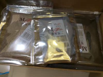 第一次网上买曼妮芬，做工和面料真是没话说，这款是看别人评价图片买的，穿起来很舒服颜色漂亮，买了一堆没有失望，满意好评