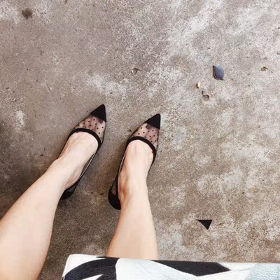 质量特别好，穿起来舒服有范，两边不磨脚，款式好看，挺喜欢