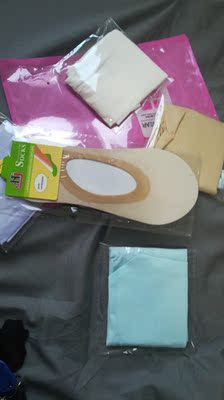 特别快。隔天就到,而且质量特别好,买好几次了,还送了袜子 特别快。隔天就到,而且质量特别好,买好几次了,还送了袜子