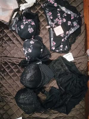 大前天快递员送错地址了 现在才到。。不过东西质量还是不错的，